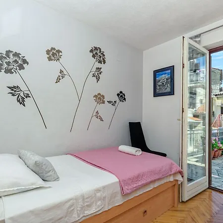 House Rose In Center 別荘 スプリト